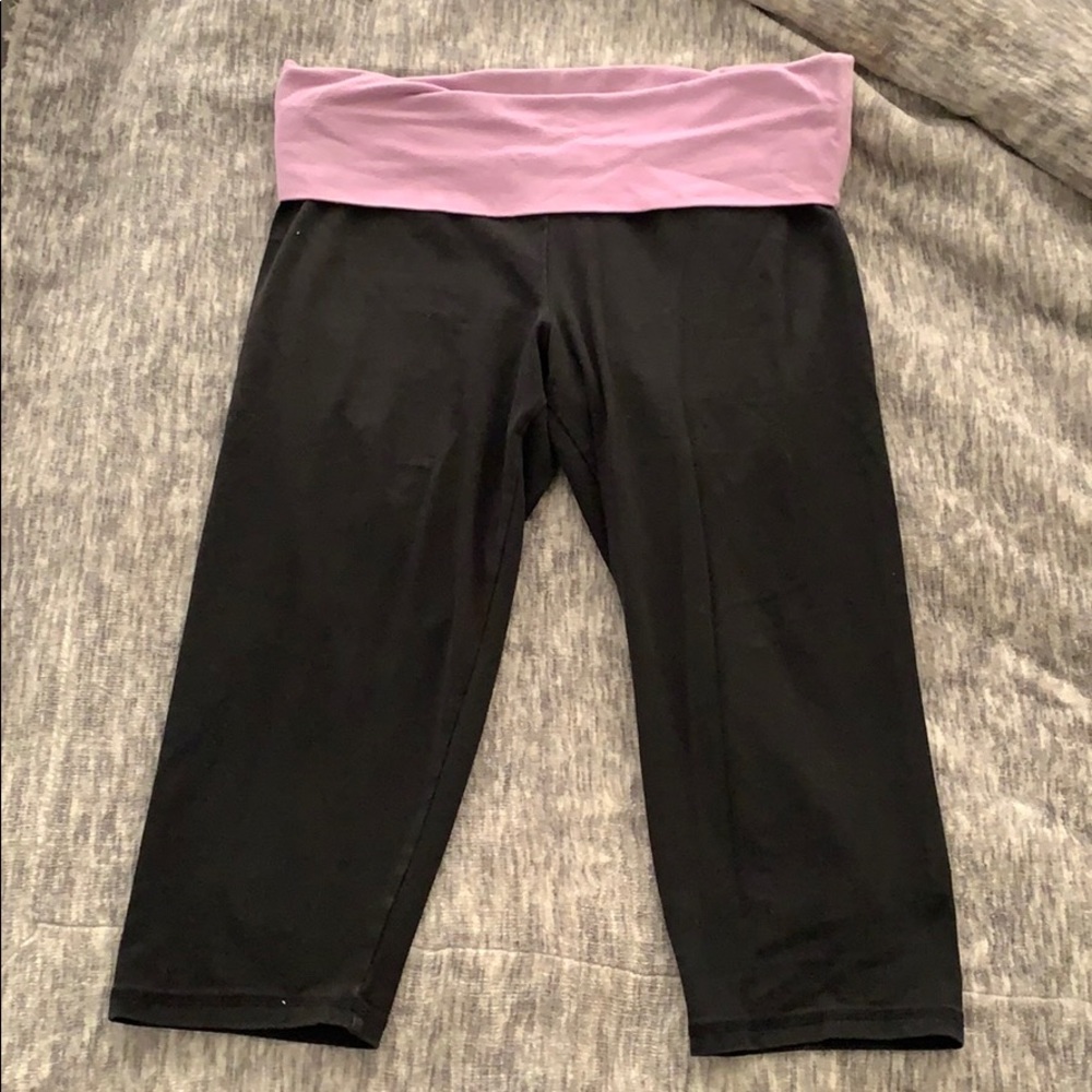 Capri yoga pants
